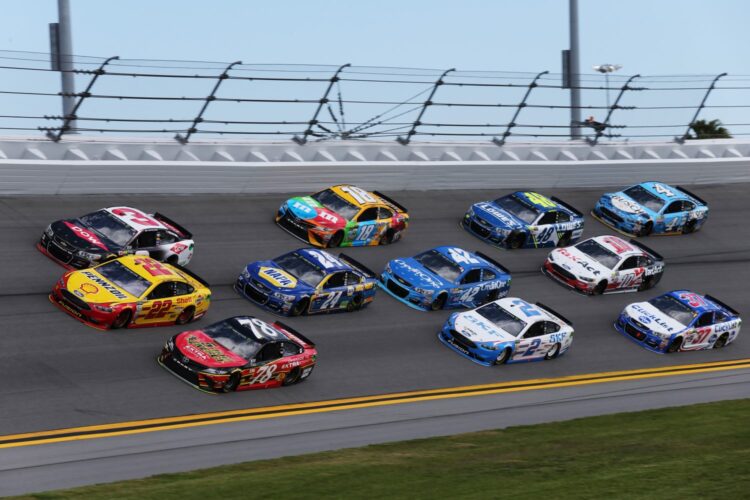 NASCAR Summit recognizes track services professionals