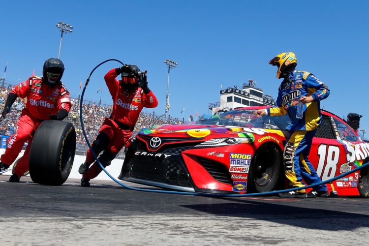 JGR swaps out Kyle Busch’s pit crew