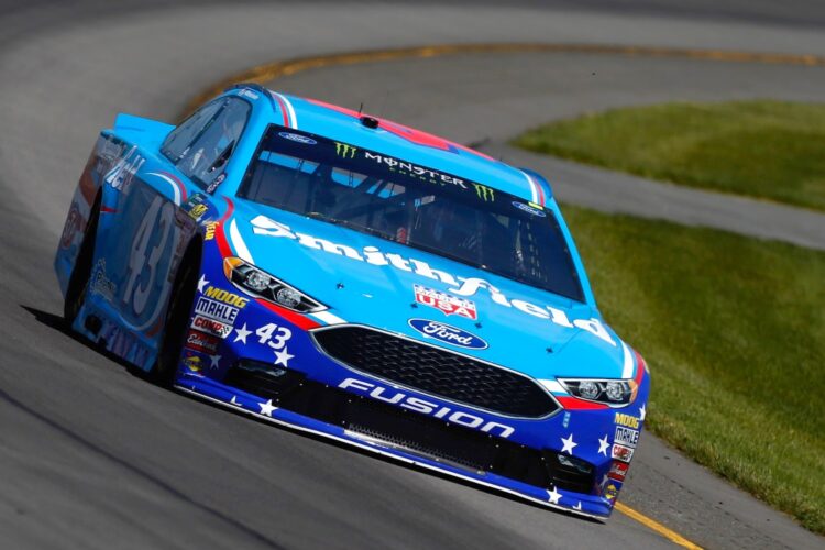 Bubba Wallace not so impressive in Cup debut