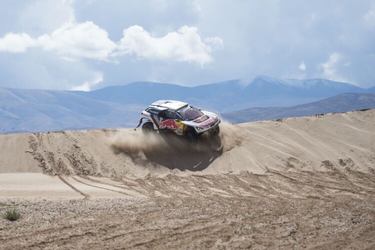 PEUGEOT 3008DKRs monopolize provisional top three as crews reach the mid-Dakar rest day