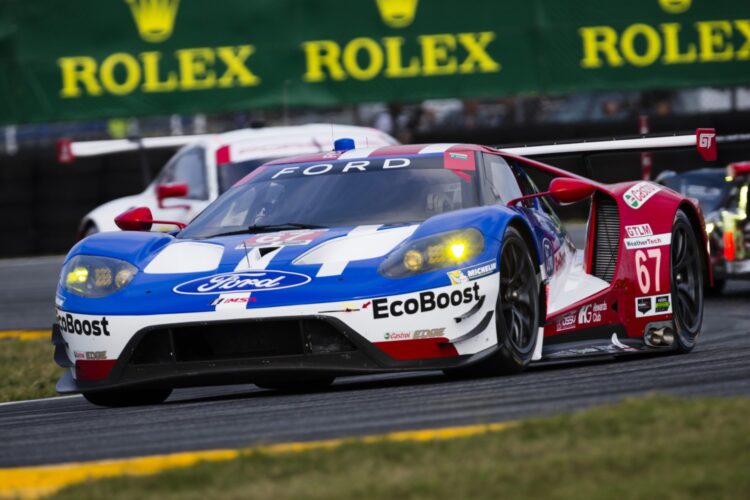 Ford GTs wings clipped for LeMans