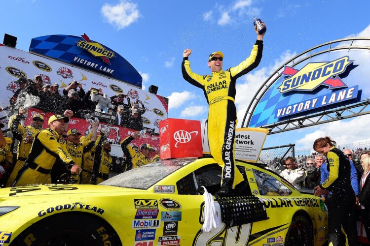 Matt Kenseth Snaps Winless Streak With Dover Victory