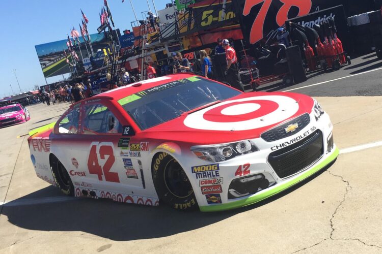 Kyle Larson Fastest In Opening Charlotte Cup Practice