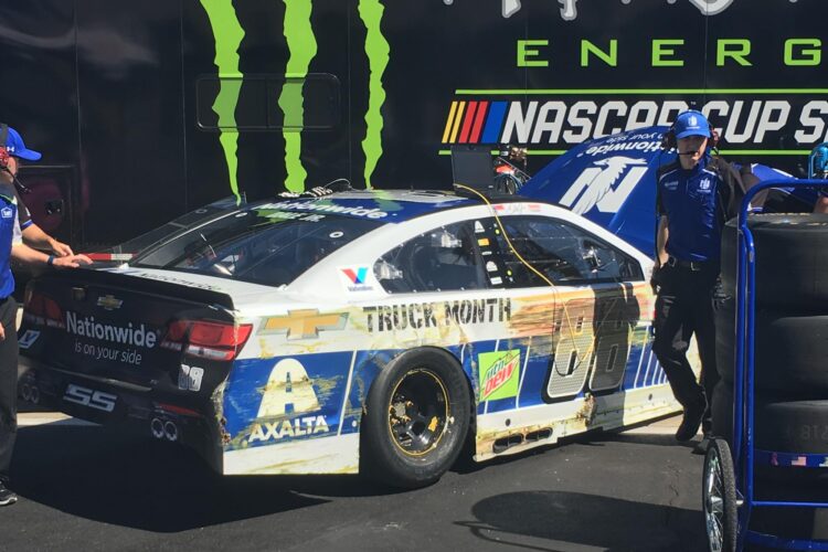 Dale Earnhardt, Jr. Hits Wall In Charlotte Practice