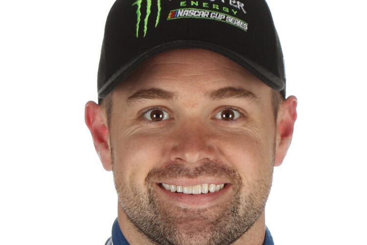 Stenhouse Jr. Gets Kansas NASCAR Sponsor