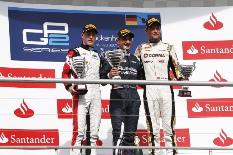 Evans hangs on to win dramatic 200th GP2 Race