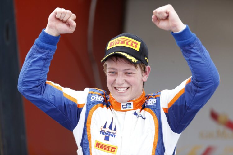 Cecotto powers to GP2 feature victory