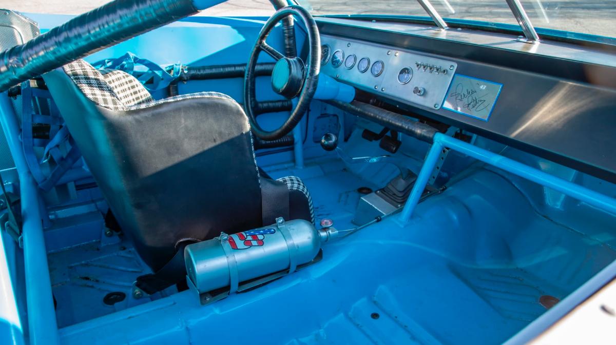 Can you imagine today's pilots driving in this unsafe cockpit?